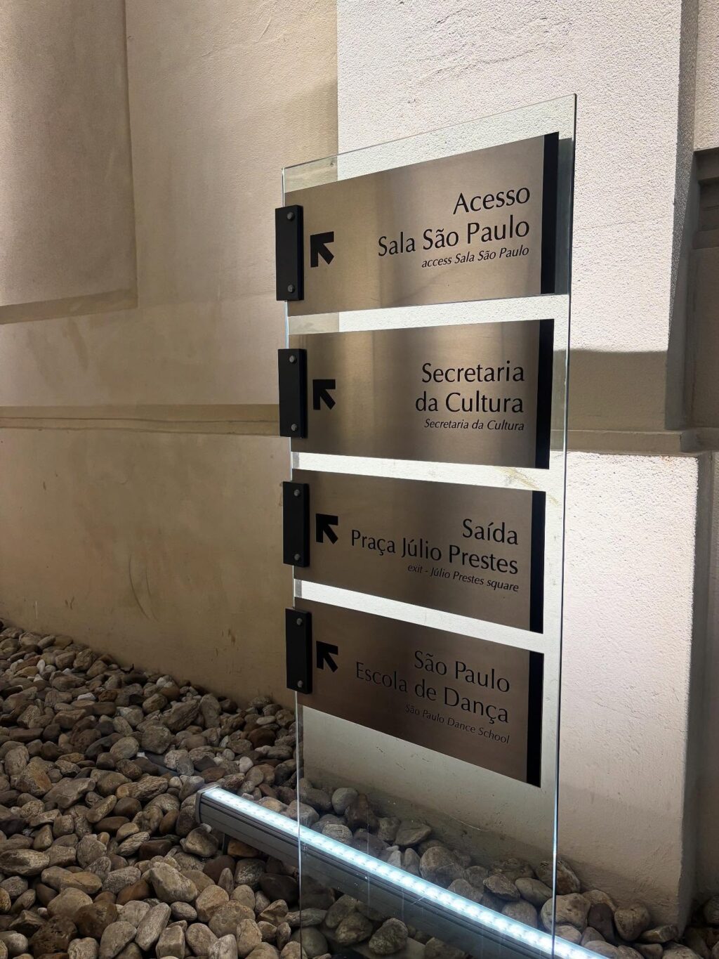 Instagram post from grupo.multiluz. This post is in position 5.