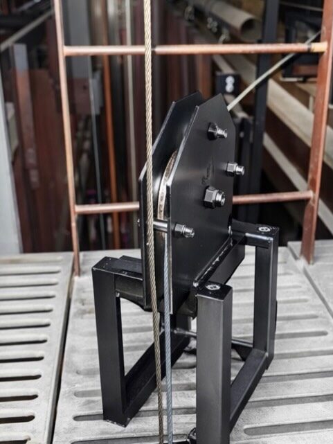 Instagram post from grupo.multiluz. This post is in position 3.