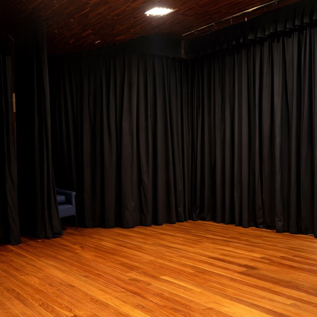 Instagram post from grupo.multiluz. This post is in position 1.