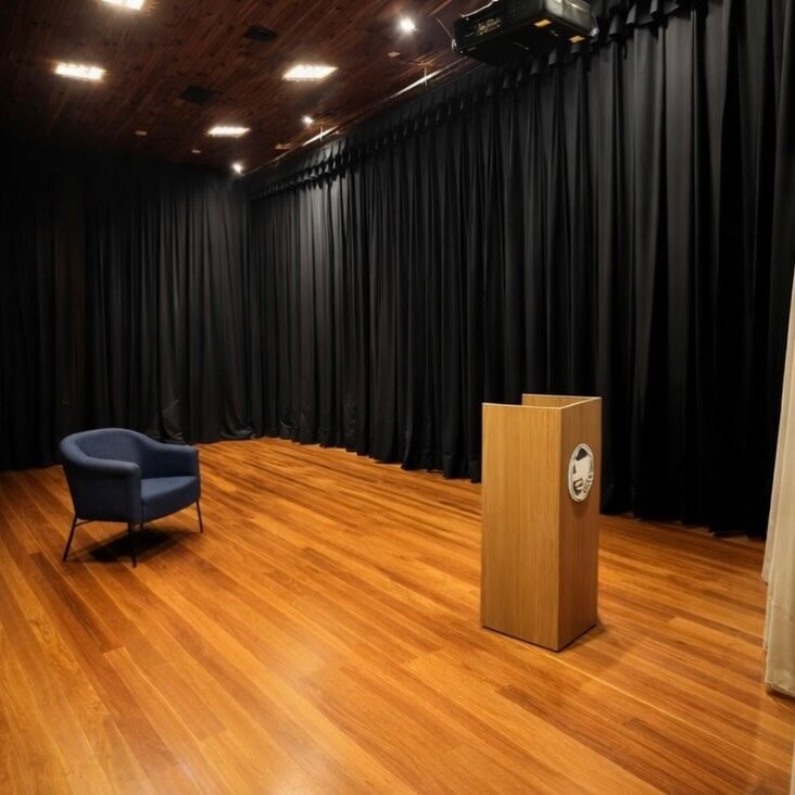 Instagram post from grupo.multiluz. This post is in position 3.