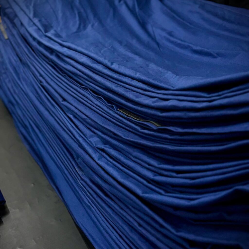 Instagram post from grupo.multiluz. This post is in position 3.