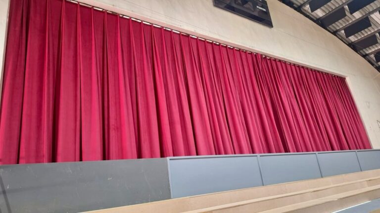 Instagram post from grupo.multiluz. This post is in position 4.