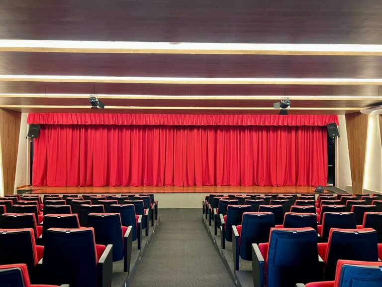 Instagram post from grupo.multiluz. This post is in position 5.